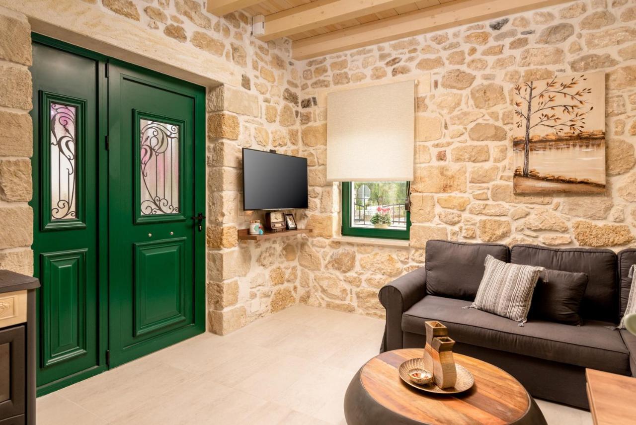 Oneiro Residence Petrokefálion المظهر الخارجي الصورة